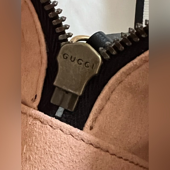 🖤💛 Gucci GG Marmont Matelasse Mini Backpack💛🖤 - Picture 10 of 15